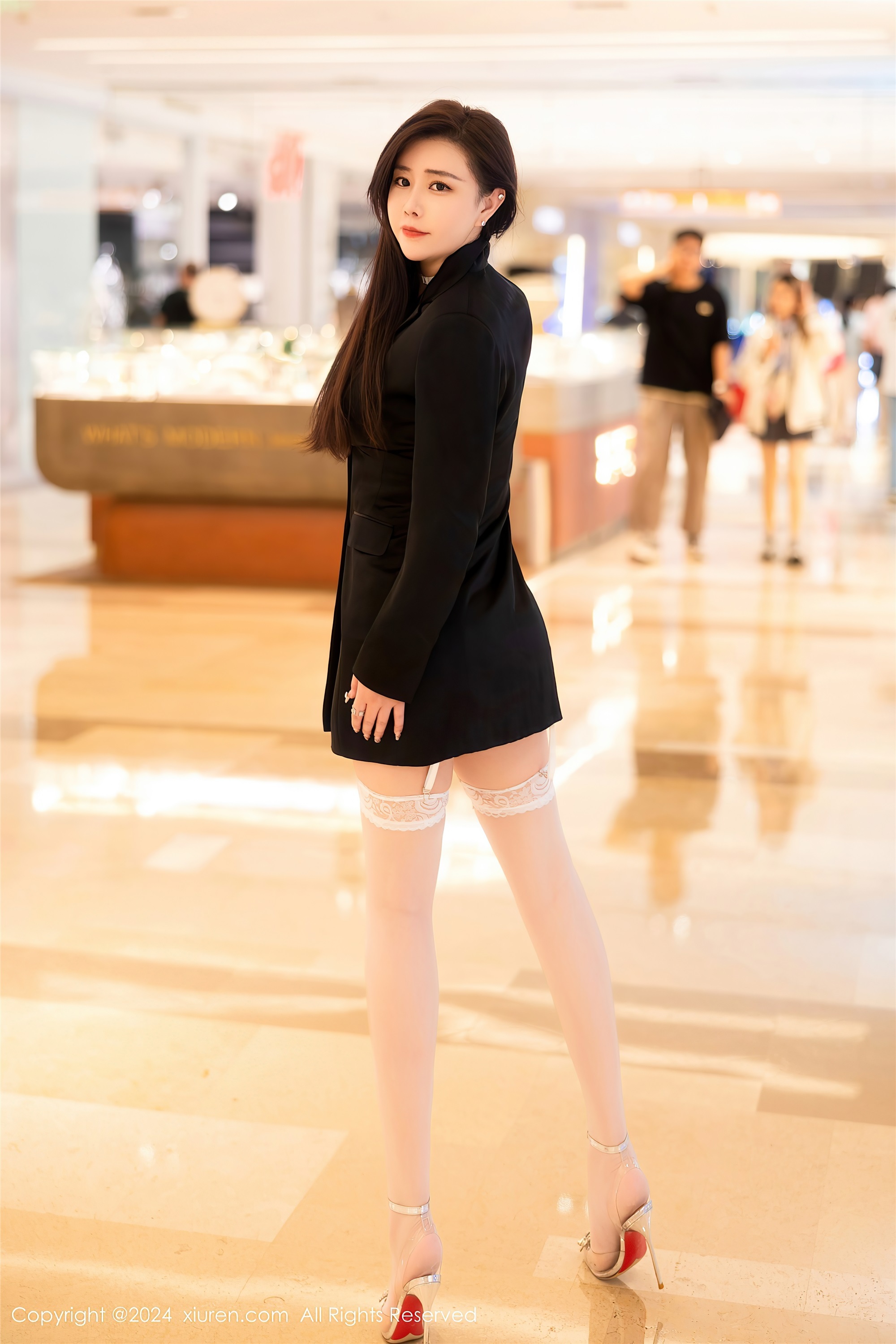 Xiuren秀人网 2024.06.03 NO.8642 王婉悠Queen